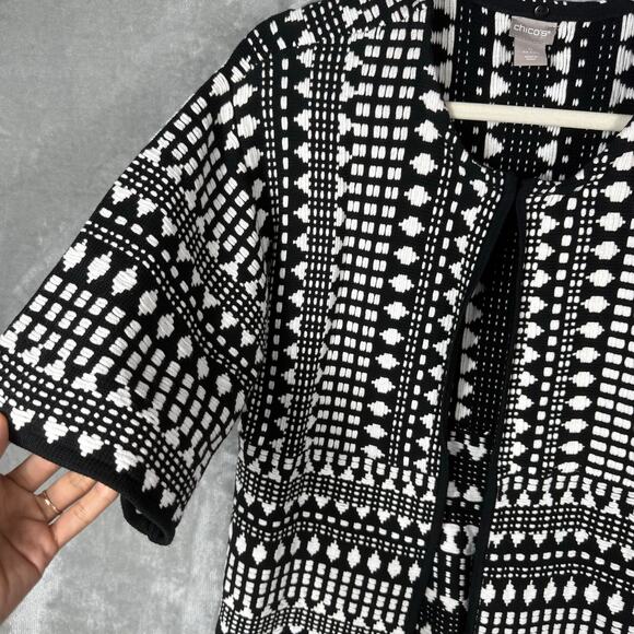 Chicos Knit Sweater Cardigan Size 0 Small Black White 3/4 Sleeves Career‎ Office - Picture 2 of 10